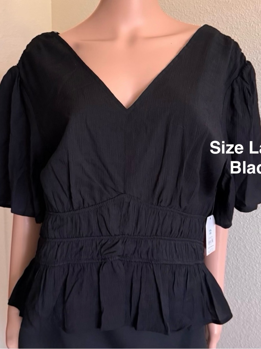 Time and Tru Women's Cinched Waist Peplum Blouse with Flutter Sleeves, Large